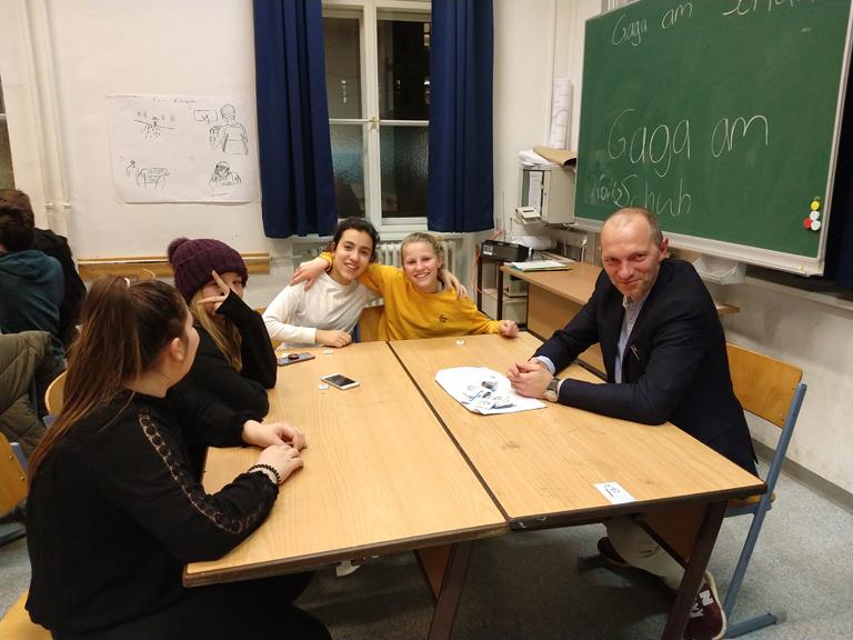 Mündliche Prüfung B2 Beruf 3C - Eltern stellen ihre Berufe vor | BRG 1